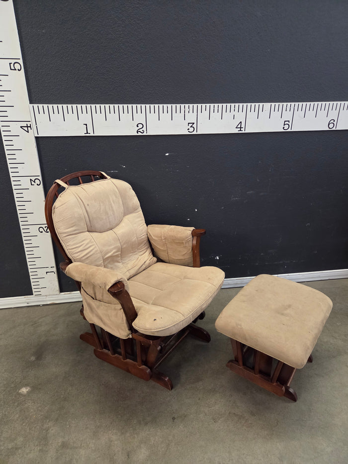 11055 Wooden Rocking Chair with Cushion and Ottoman