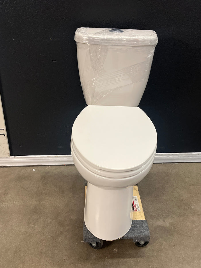 23716 Modern White Ceramic Toilet