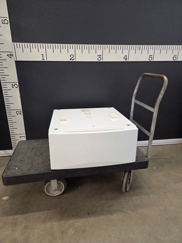 32816 Washer/Dryer Laundry Pedestal