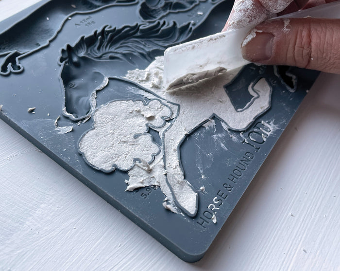 IOD Horse & Hound Mould