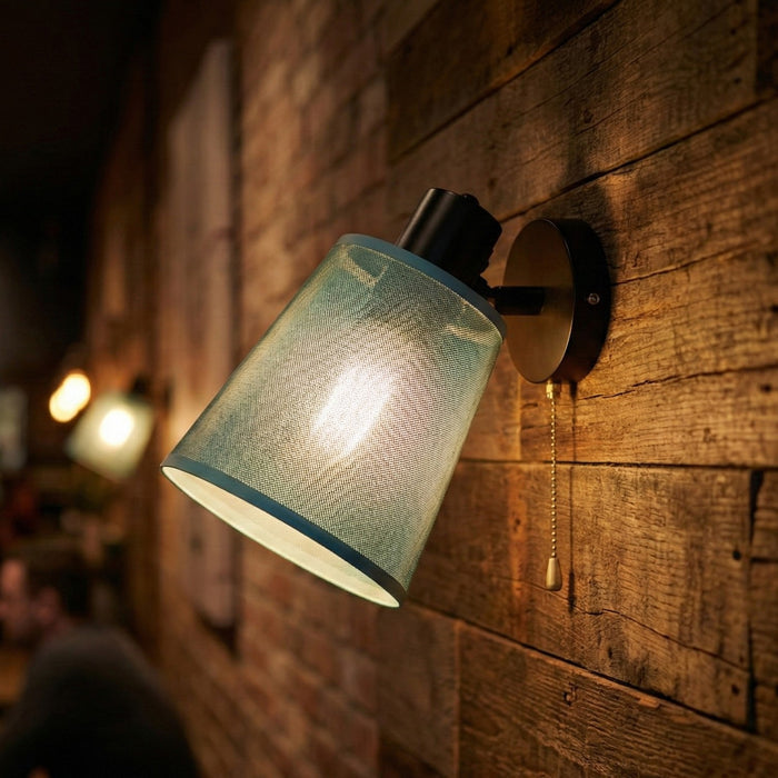 Modern Adjustable Wall Sconce with Pull Chain Switch E27
