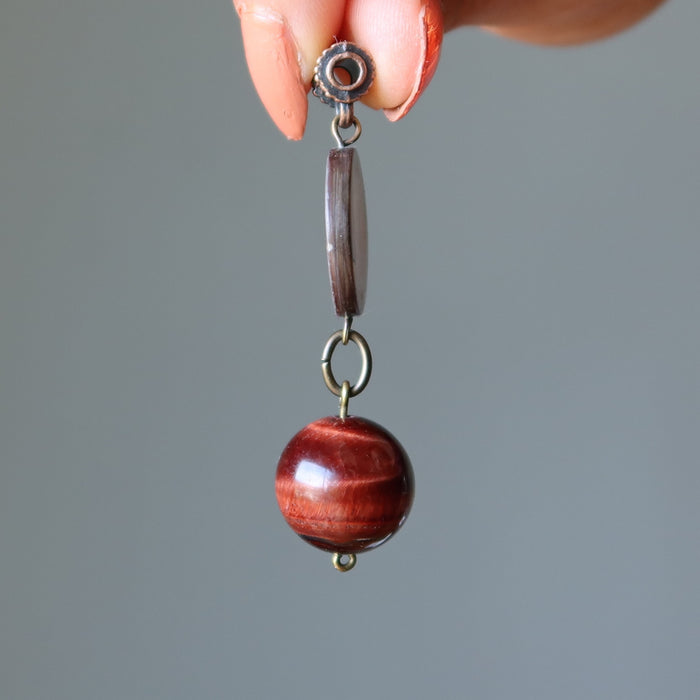 Tigers Eye Pendant Show of Courage Red Bead White Shell